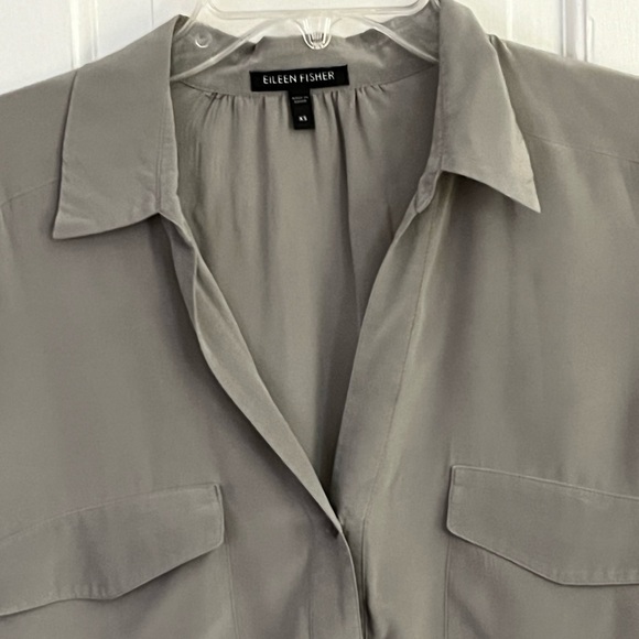 Eileen Fisher 100% Silk Crepe De Chine Popover Blouse Grey Size XS Quiet Luxury - Picture 2 of 11
